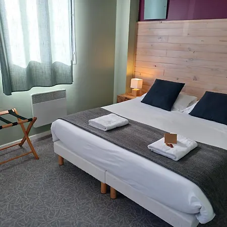 Hotel La Peniche Pierrefitte-sur-Loire